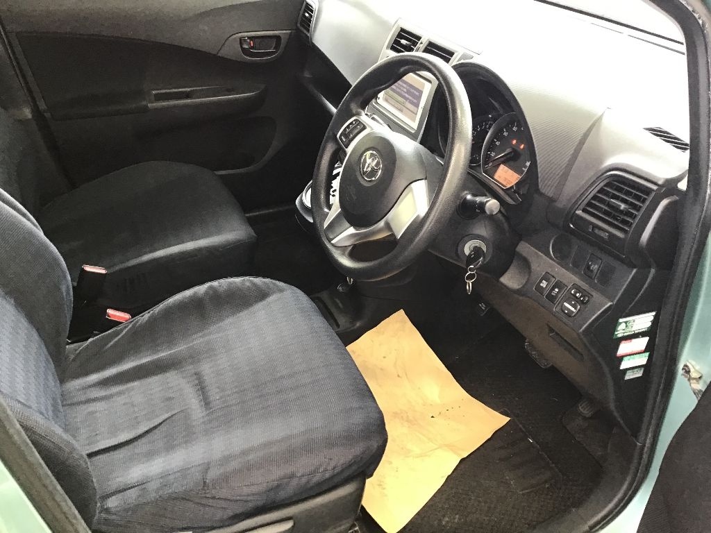 TOYOTA RACTIS