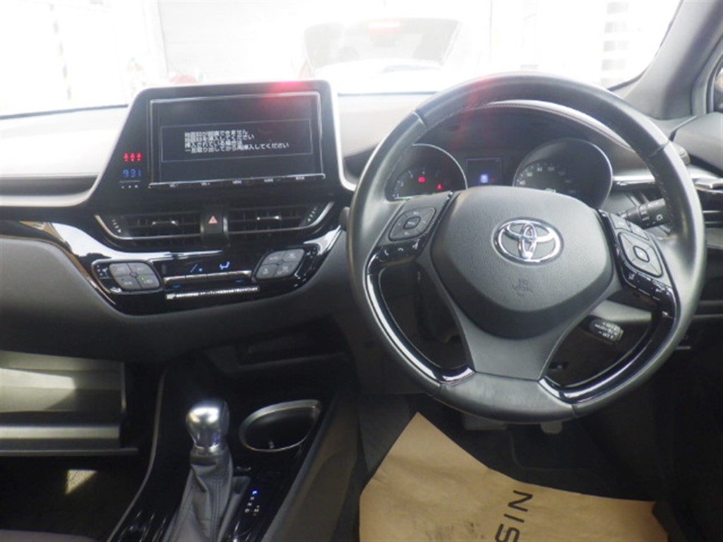 TOYOTA C-HR