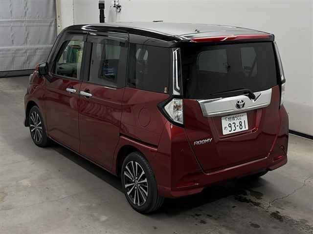 TOYOTA TANK