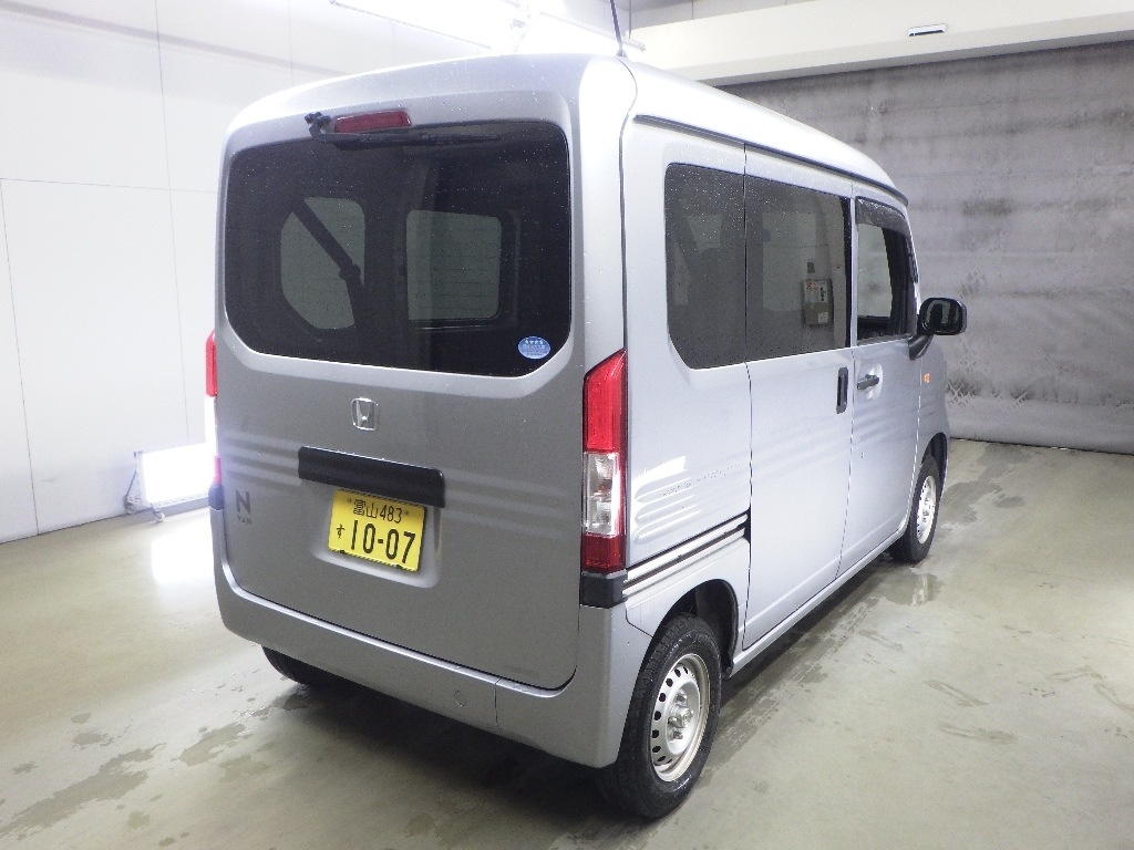 HONDA N-VAN