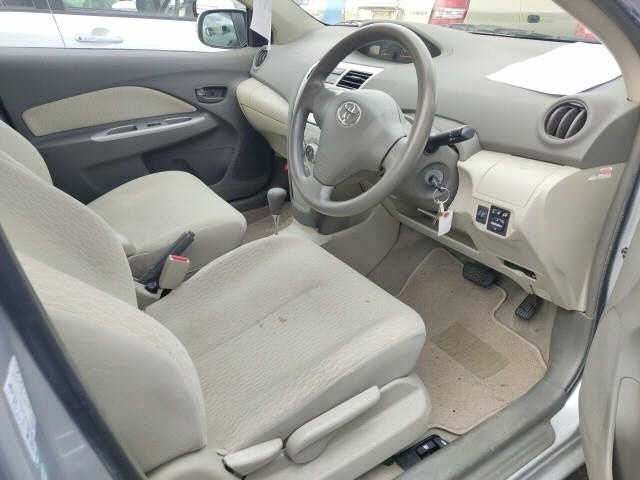 TOYOTA BELTA