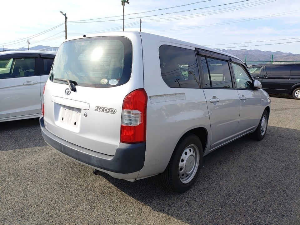 TOYOTA PROBOX