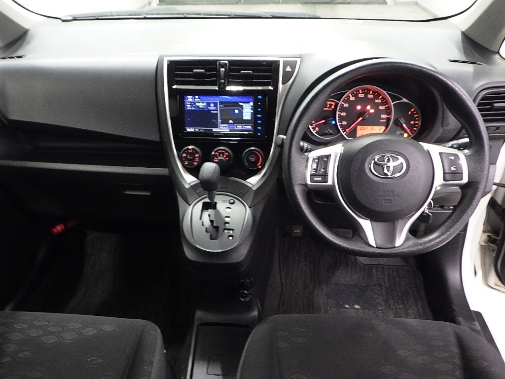 TOYOTA RACTIS
