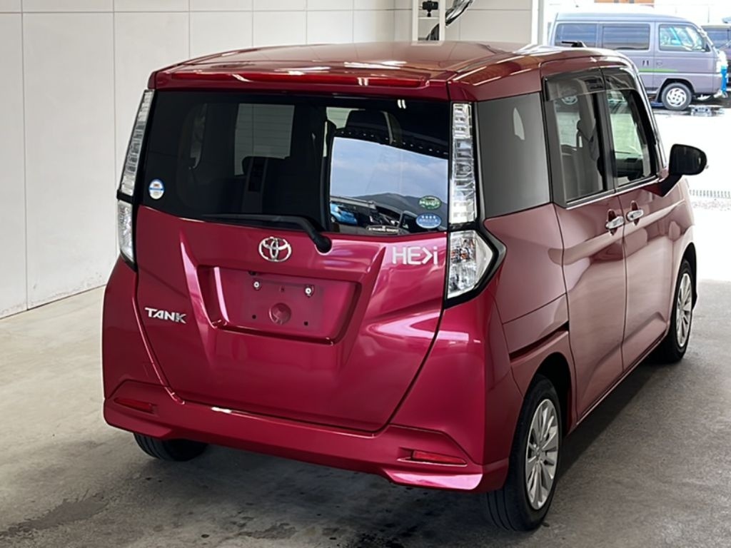 TOYOTA TANK