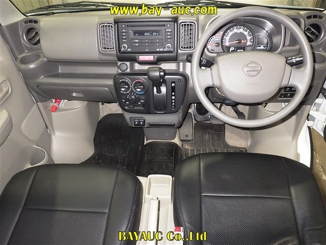 NISSAN NV100 CLIPPER