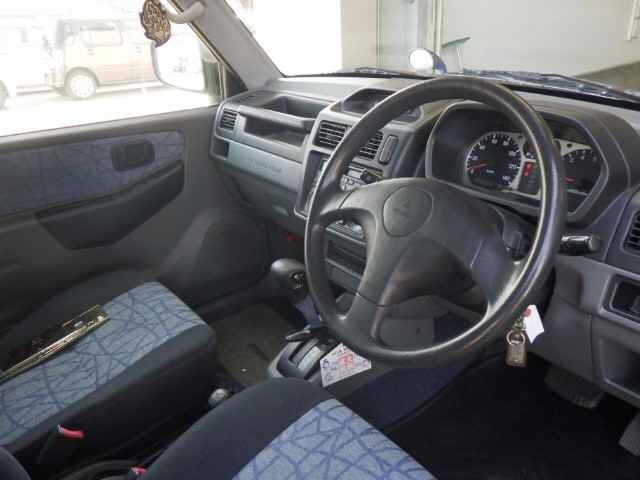 MITSUBISHI PAJERO MINI