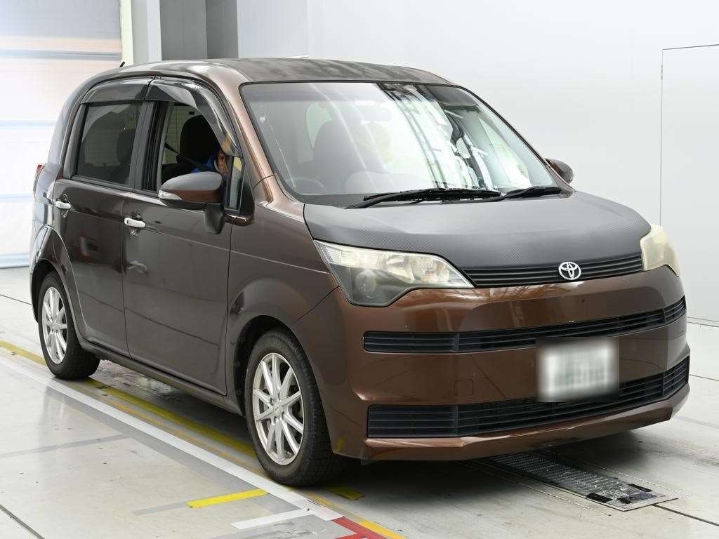 TOYOTA SPADE