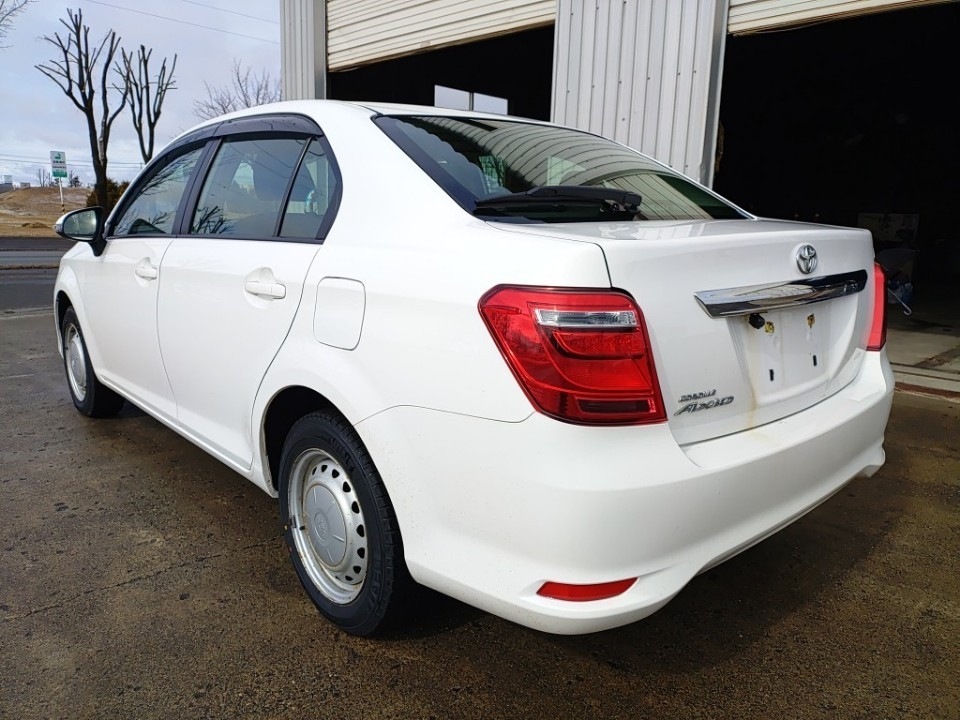 TOYOTA COROLLA AXIO