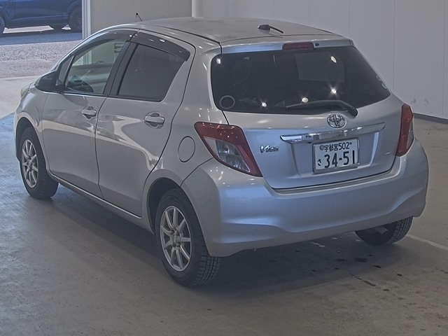 TOYOTA VITZ