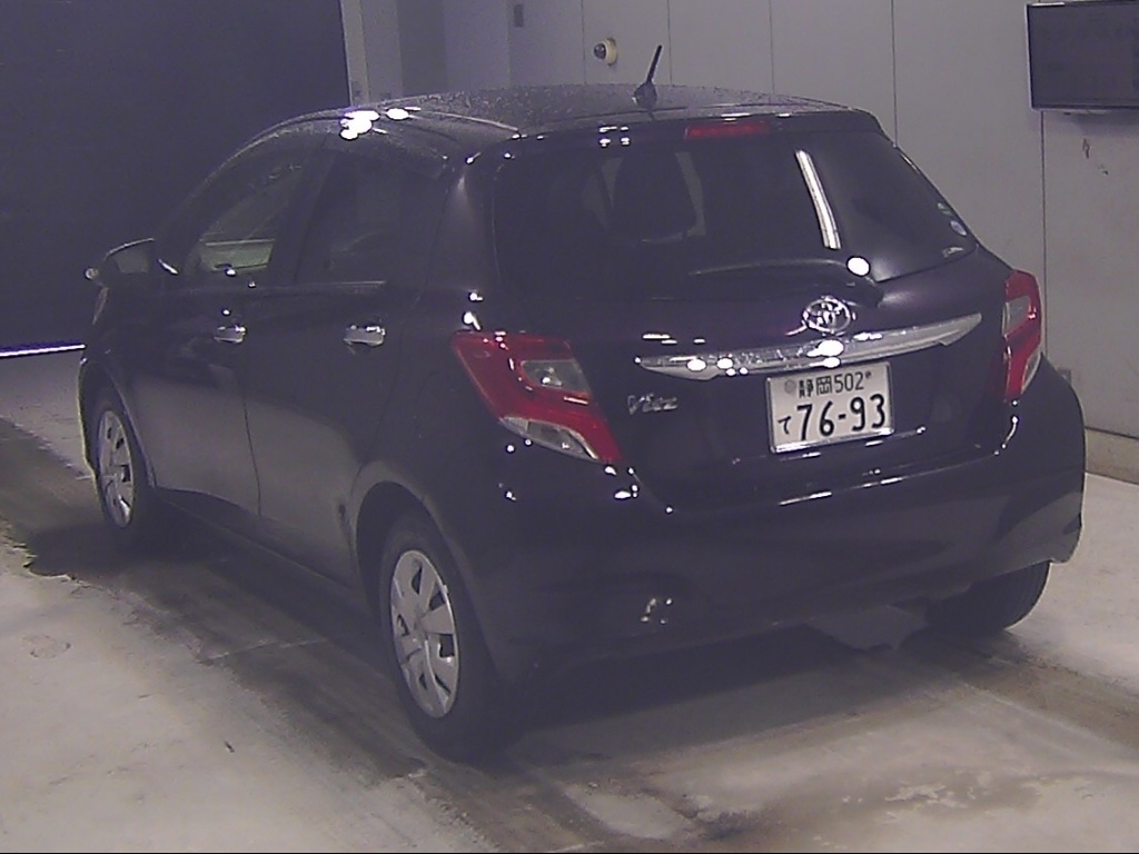 TOYOTA VITZ