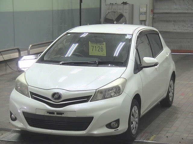 TOYOTA VITZ