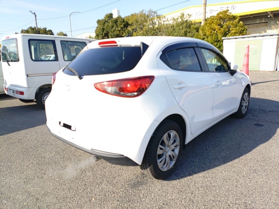 MAZDA MAZDA2