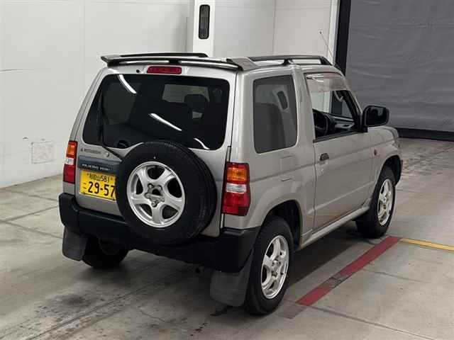 MITSUBISHI PAJERO MINI