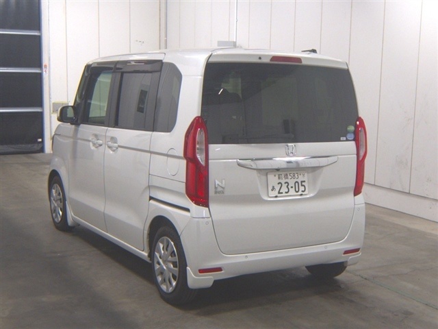 HONDA N-BOX