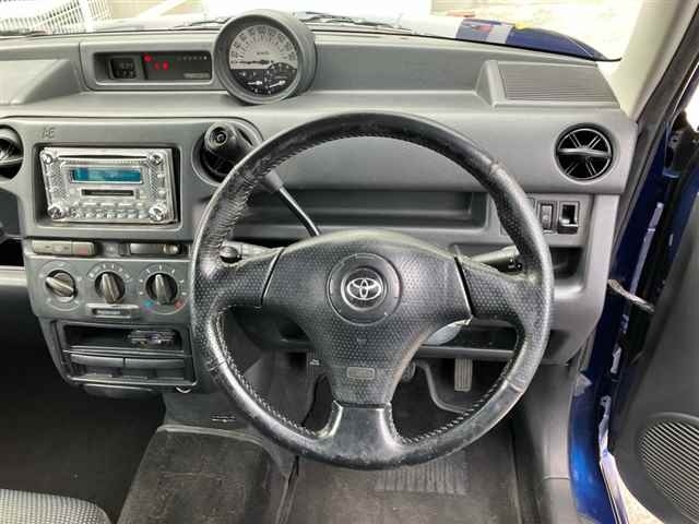 TOYOTA BB