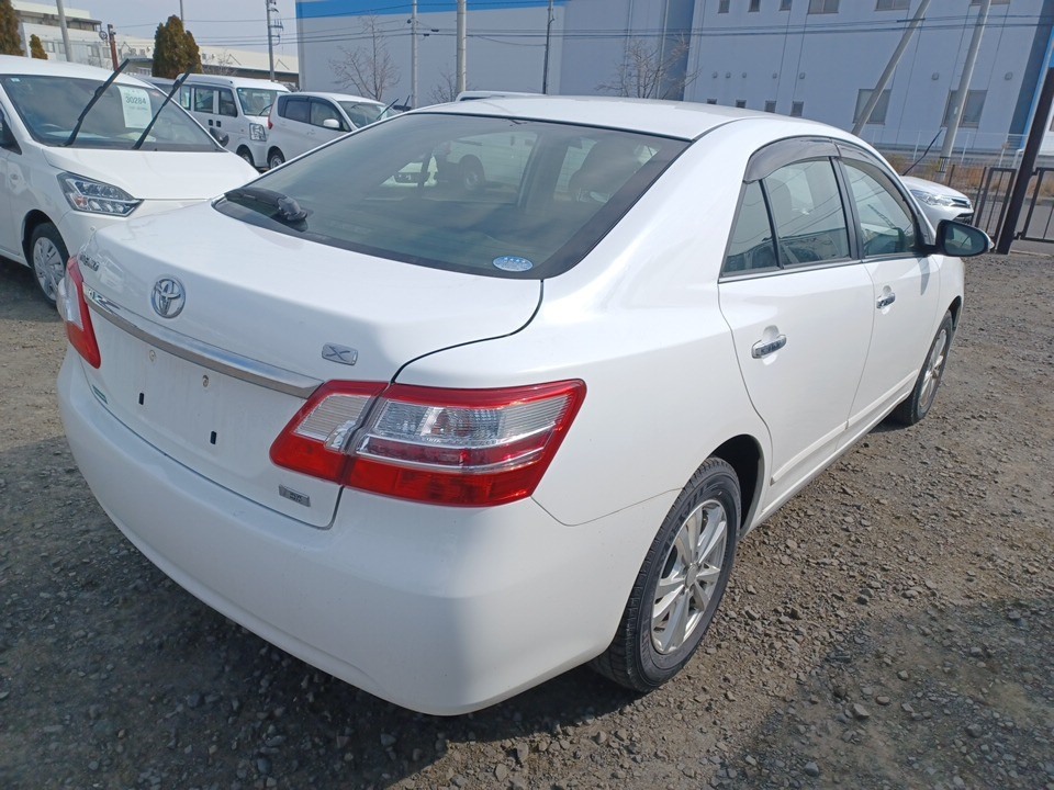 TOYOTA PREMIO