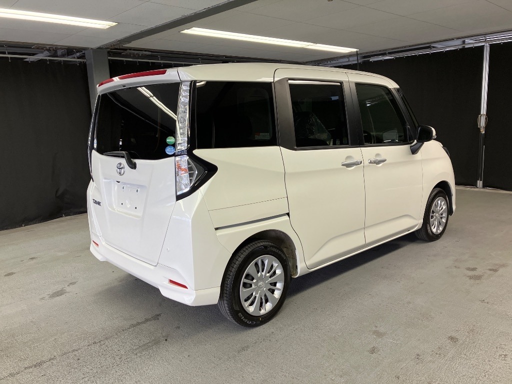 TOYOTA TANK
