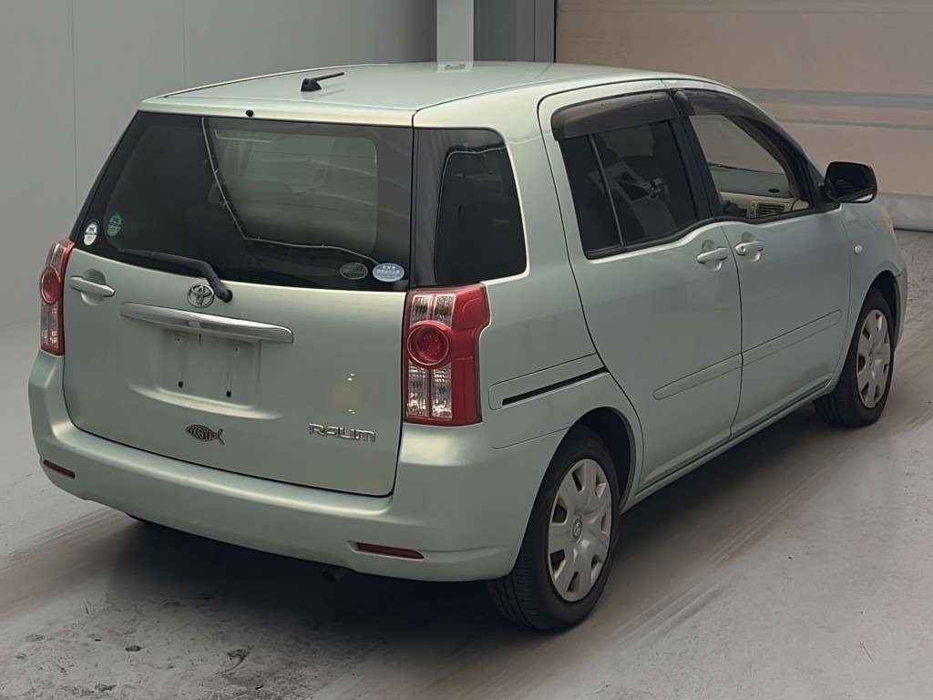 TOYOTA RAUM