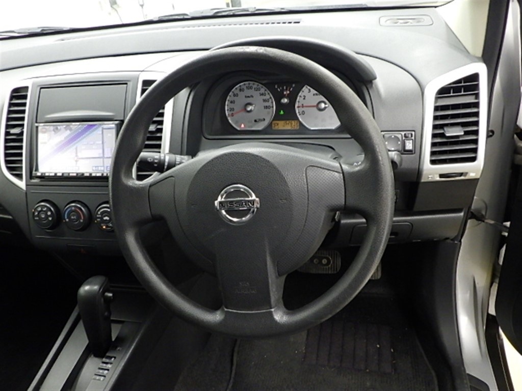 NISSAN WINGROAD