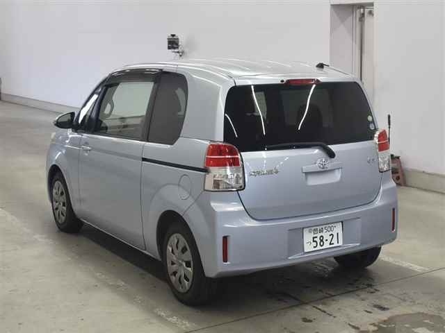 TOYOTA SPADE