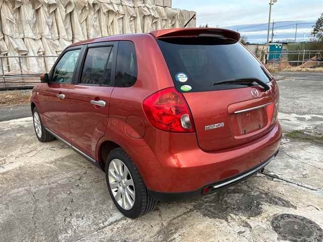 MAZDA VERISA