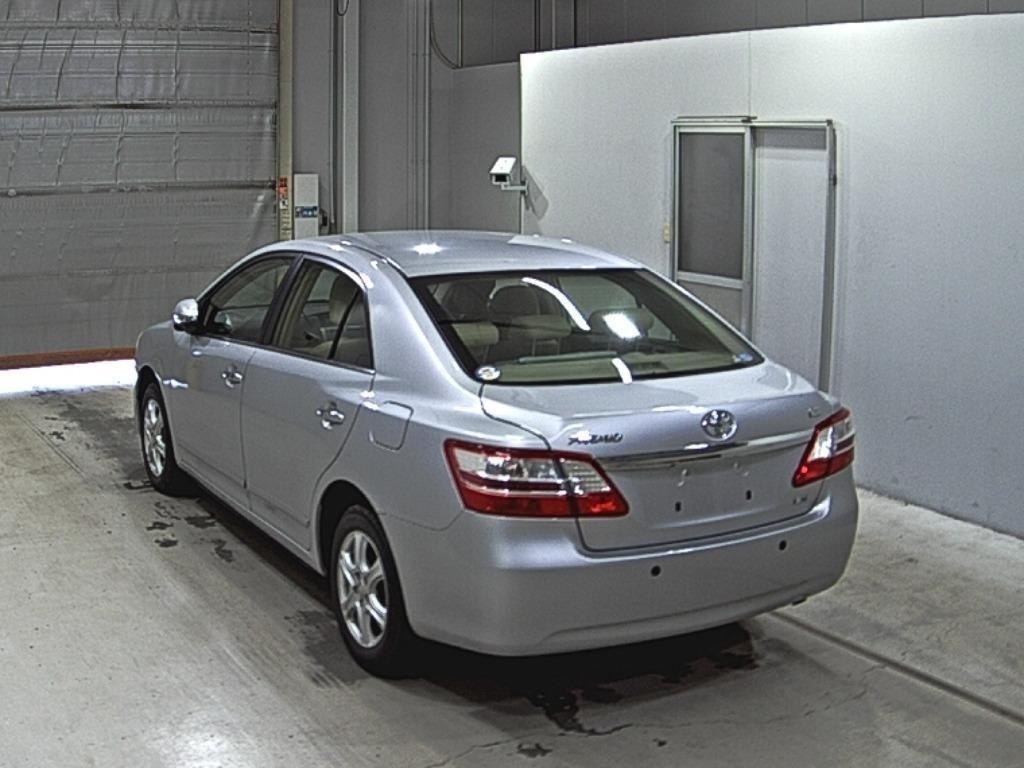 TOYOTA PREMIO