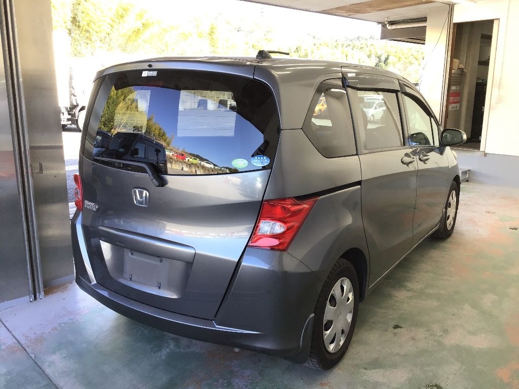 HONDA FREED
