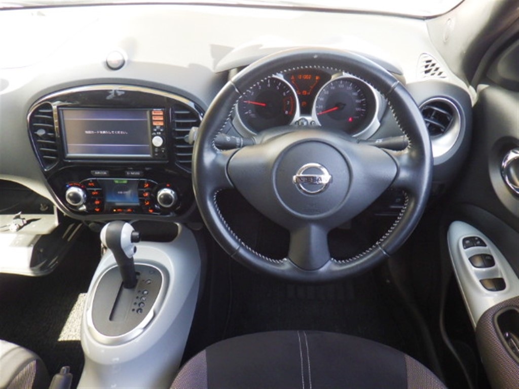 NISSAN JUKE
