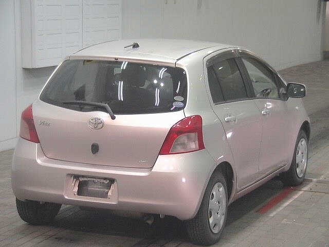 TOYOTA VITZ