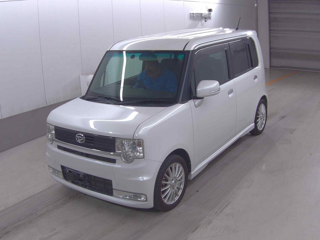 DAIHATSU MOVE CONTE