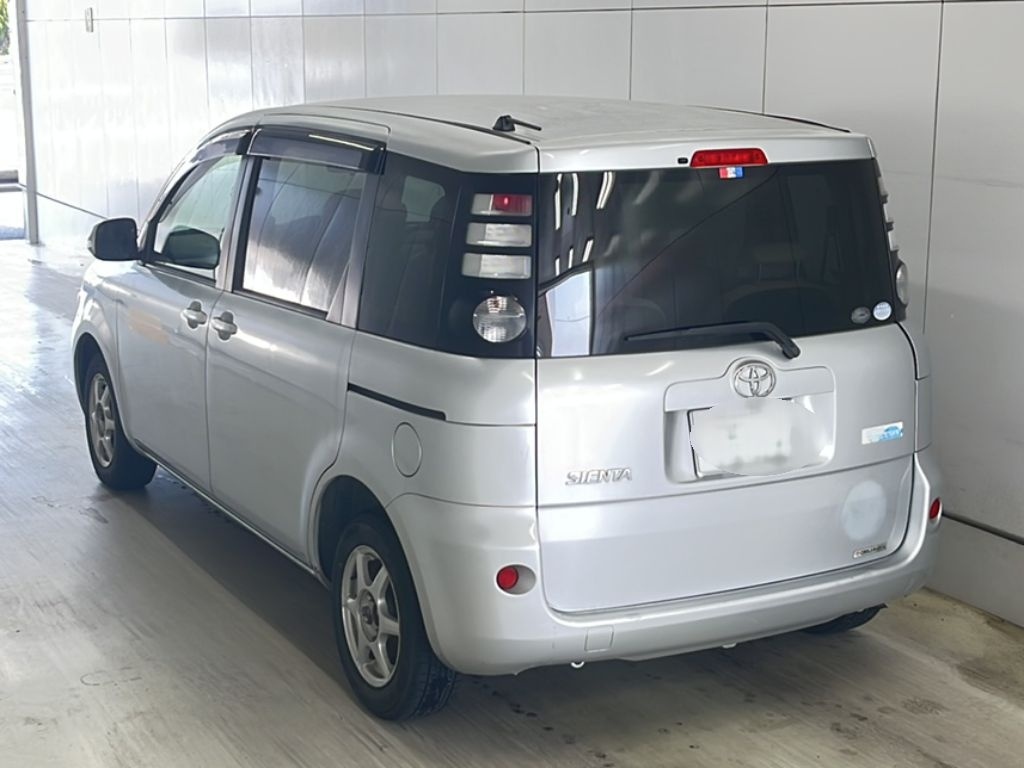 TOYOTA SIENTA