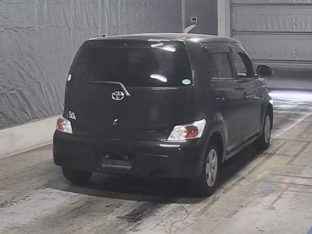 TOYOTA BB