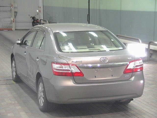 TOYOTA PREMIO