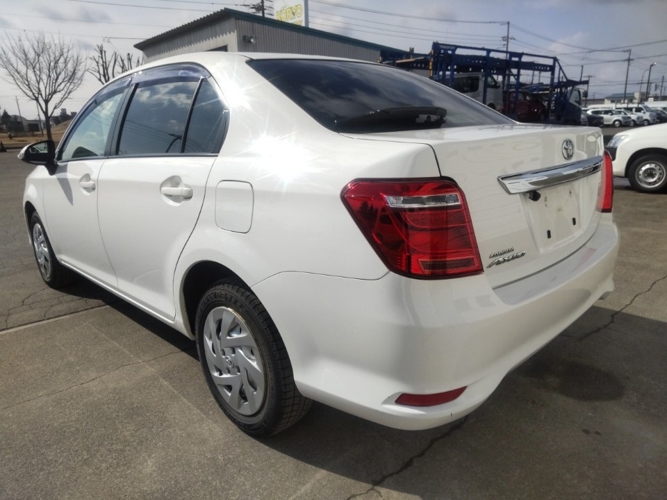 TOYOTA COROLLA AXIO