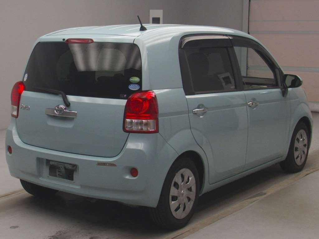TOYOTA PORTE