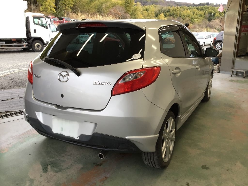 MAZDA DEMIO