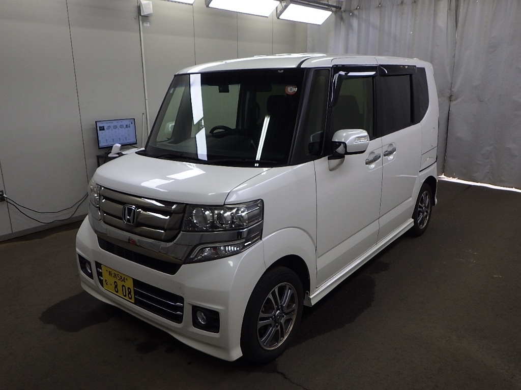 HONDA N-BOX