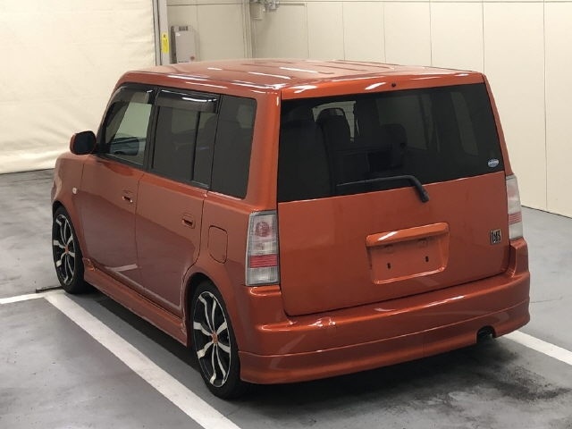TOYOTA BB