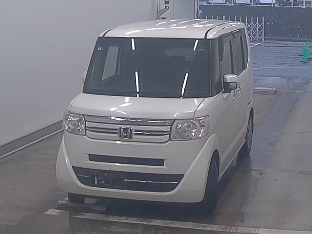 HONDA N-BOX