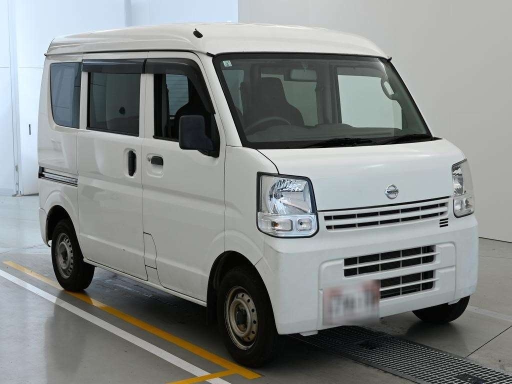 NISSAN NV100 CLIPPER