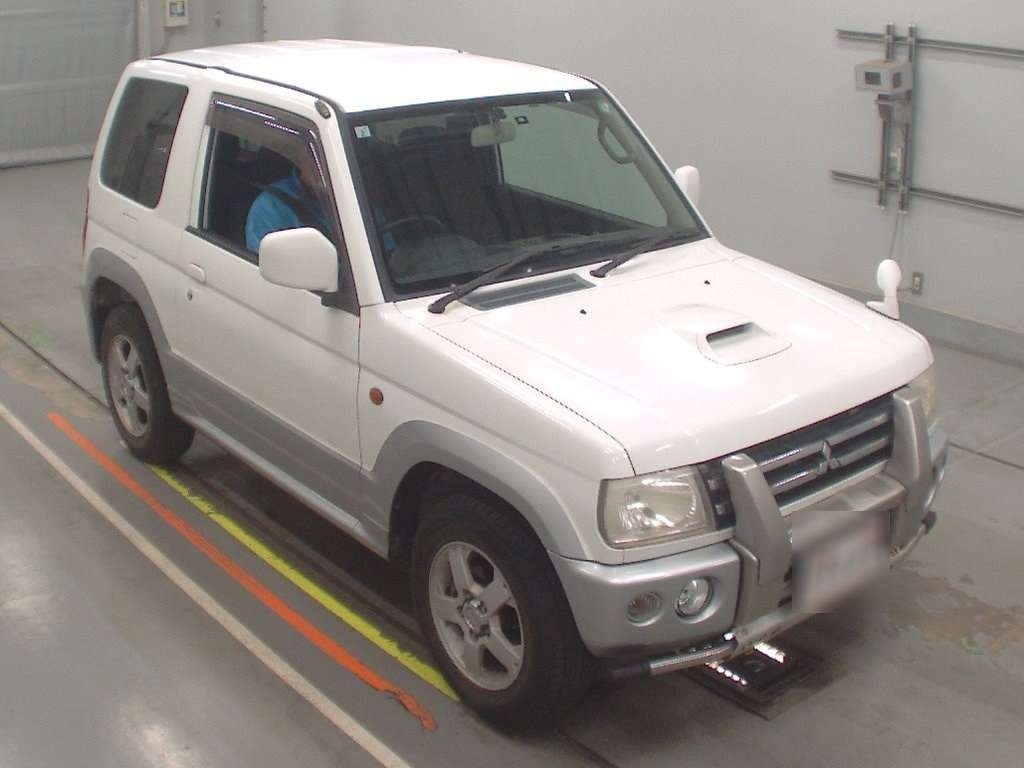 MITSUBISHI PAJERO MINI