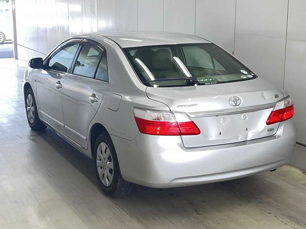 TOYOTA PREMIO