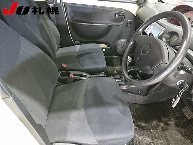 DAIHATSU ESSE