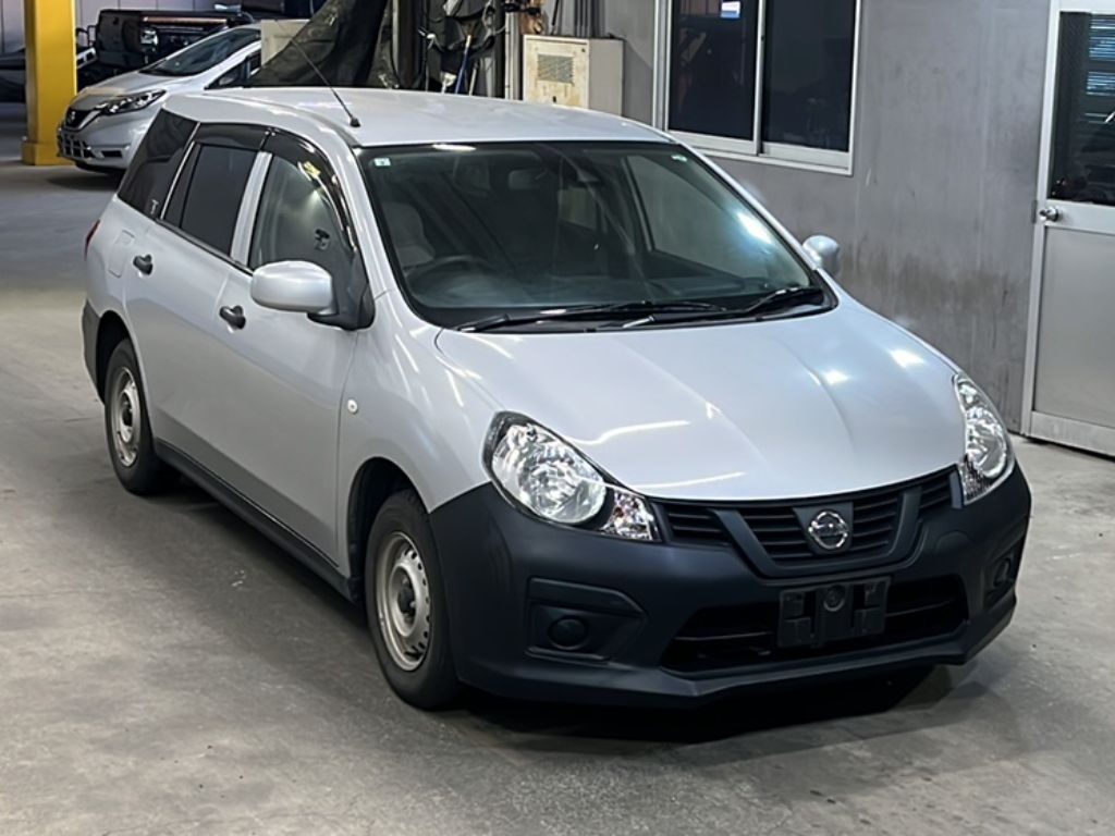 NISSAN AD