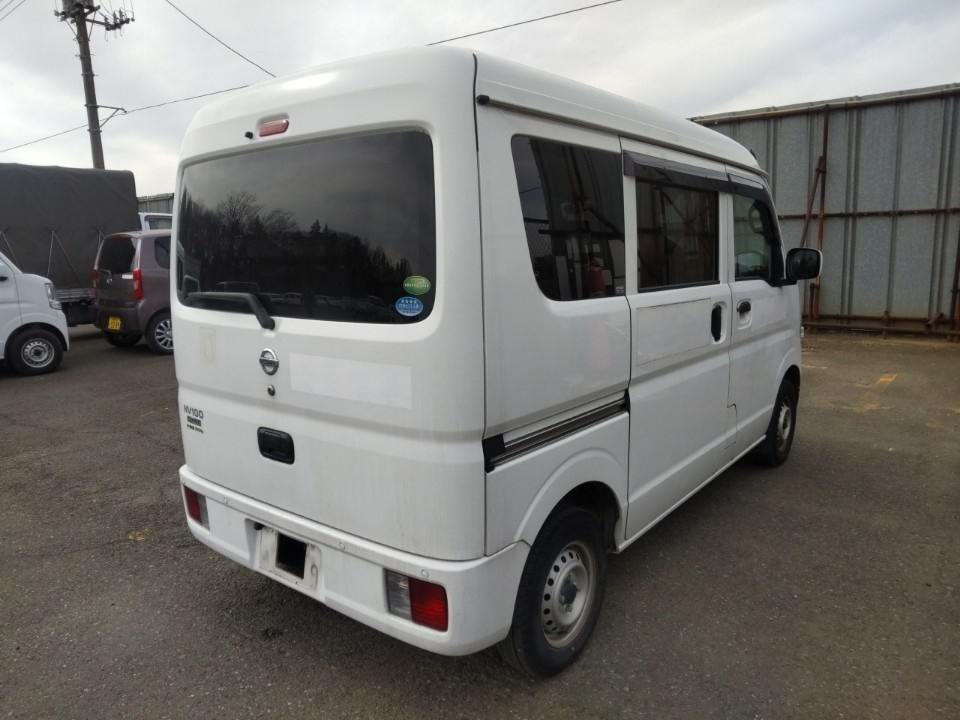 NISSAN NV100 CLIPPER