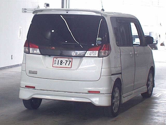 MITSUBISHI DELICA D:2