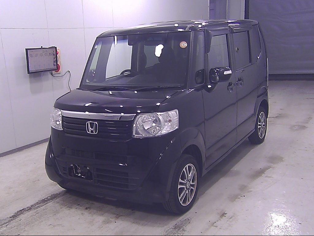 HONDA N-BOX