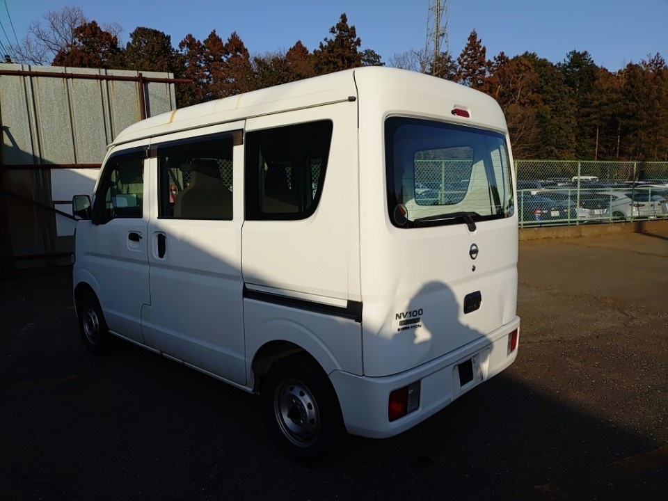 NISSAN NV100 CLIPPER