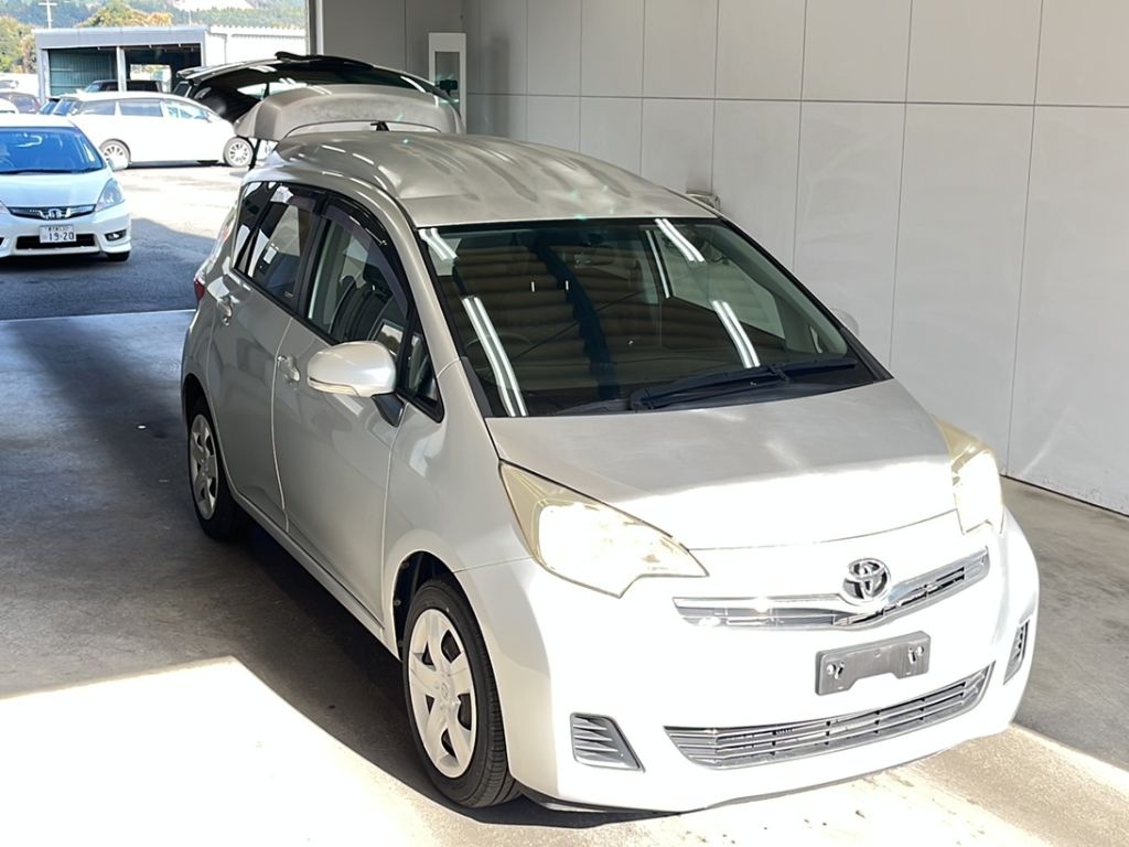 TOYOTA RACTIS