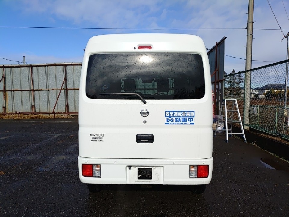 NISSAN NV100 CLIPPER
